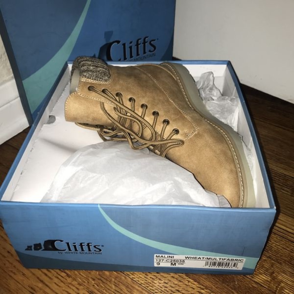Cliff Boots size 9W